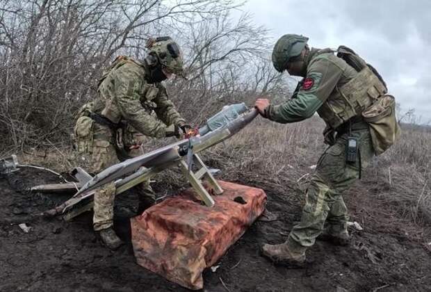 Расчёт БПЛА «Молния-2» 1-й гвардейской танковой армии уничтожил объекты ВСУ в Харьковской области