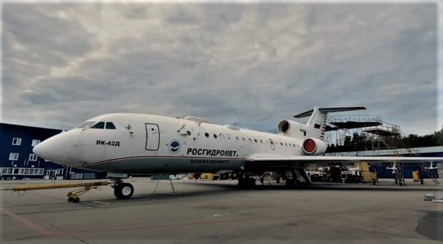 Вызывающий дожди чудо-самолет прибыл в Крым