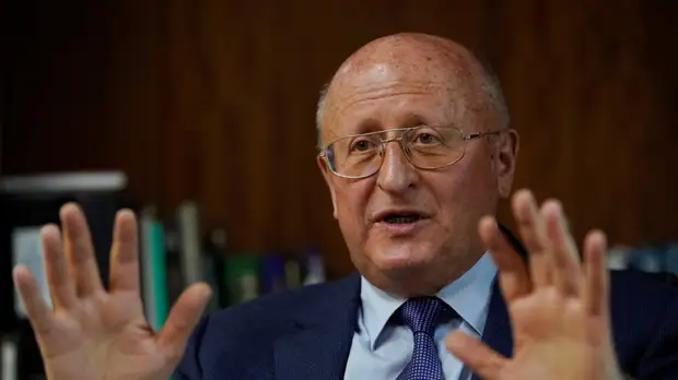 Гинцбург рассказал о ревакцинации «Спутником V»