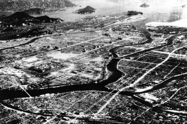 Аэрофотосъемка Хиросимы после взрыва атомной бомбы