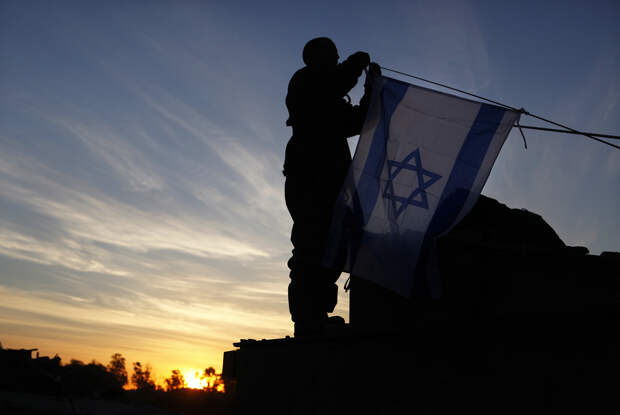 Армия Израиля объявила о начале новой волны ударов по Ирану