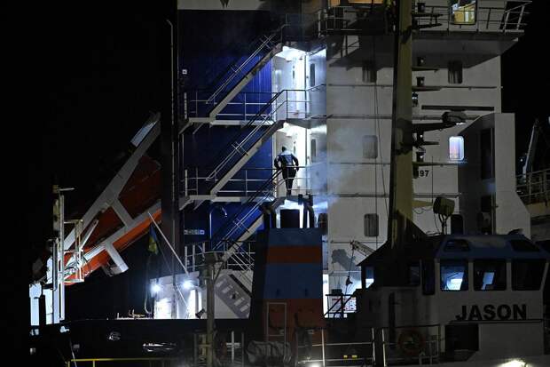 Полиция Финляндии освободила задержанное судно с россиянами