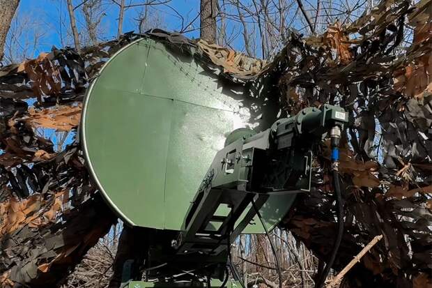 Связисты группировки «Восток» наладили спутниковую связь для штурмовиков