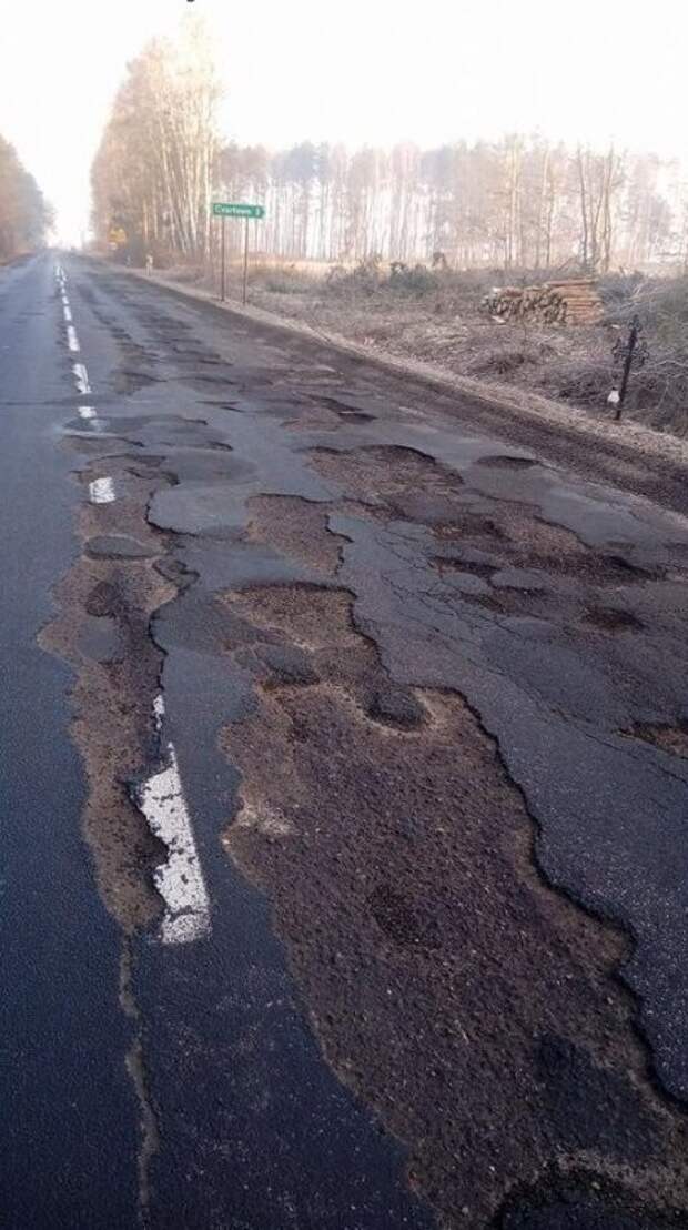 В глубинке безумные велодорожки, дороги, дороги в Польше, колдобины на дорогах