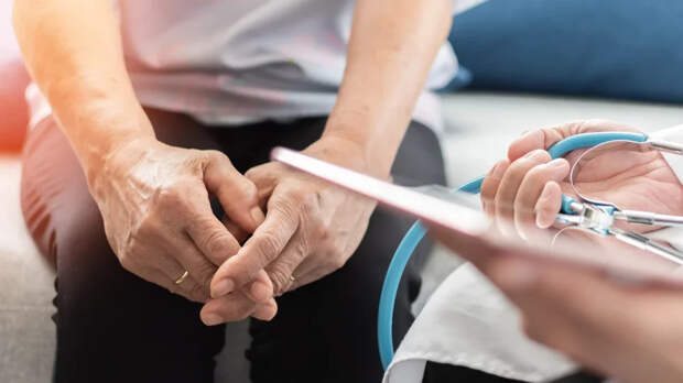 Менопауза и андропауза: что происходит с организмом на самом деле