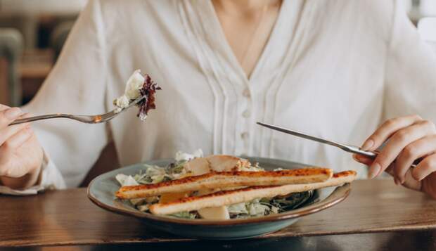 Как адаптировать рацион женщинам после 40 лет