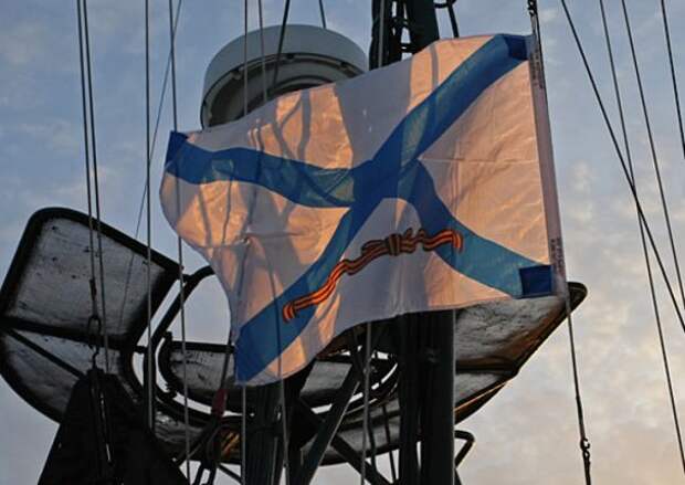 NetEasе: в бессильной злобе американцы наблюдали за маневрами корабля ВМФ РФ у Гавайев