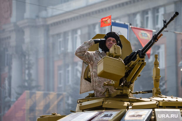 С 1 октября повышение зарплаты военнослужащим