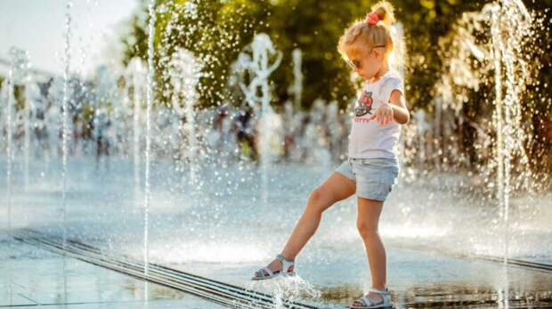 В Москве и области 8 июня будет жаркий день с кратковременными дождями, грозами и порывами ветра