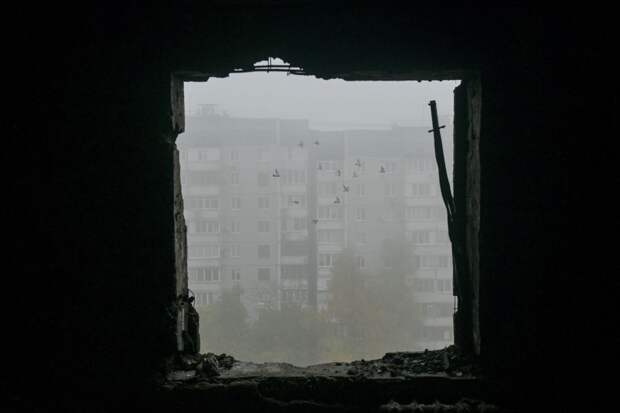 Здание в Чебоксарах получило повреждения при атаке беспилотников