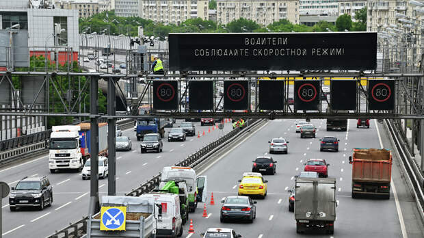 Российским водителям грозит новый штраф? Юрист оценил идею 