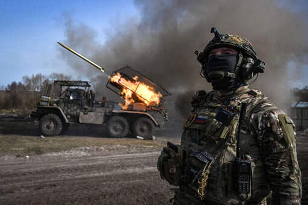 Военкор Коц: взятие Юнаковки под контроль открыло дорогу на Сумы