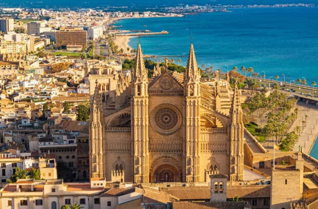 Туристы больше не приезжают в одну из самых популярных зон мира