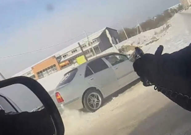 В Еврейской автономной области полицейские применили огнестрельное оружие, чтобы задержать правонарушителя