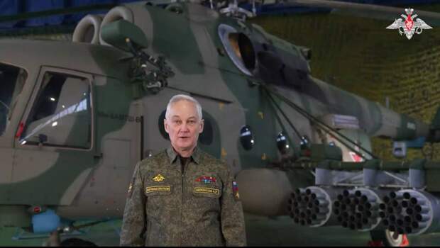 В новогоднем обращении министра обороны России мелькнул транспортно-боевой