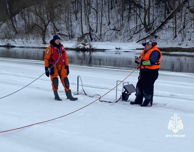 Спасатели столкнулись с новыми трудностями при поиске девочки в Звенигороде