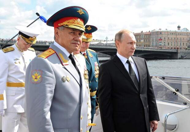 Владимир Путин на праздновании Дня ВМФ