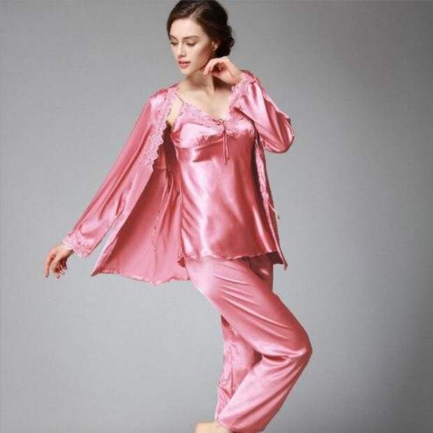 https://cdn.shopify.com/s/files/1/1751/5137/products/PS036-Ladies-Satin-Silk-Pyjamas-Female-Sexy-Lace-V-neck-3-Pieces-Pajama-Set-Plus-Size_0a68a83a-eb8c-4000-9820-4bdb8fcbe33b_1024x1024.jpg?v=1534367591
