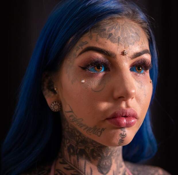 alt