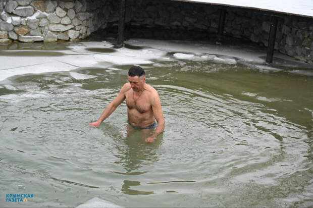 Где в Крыму была самая холодная вода на Крещение