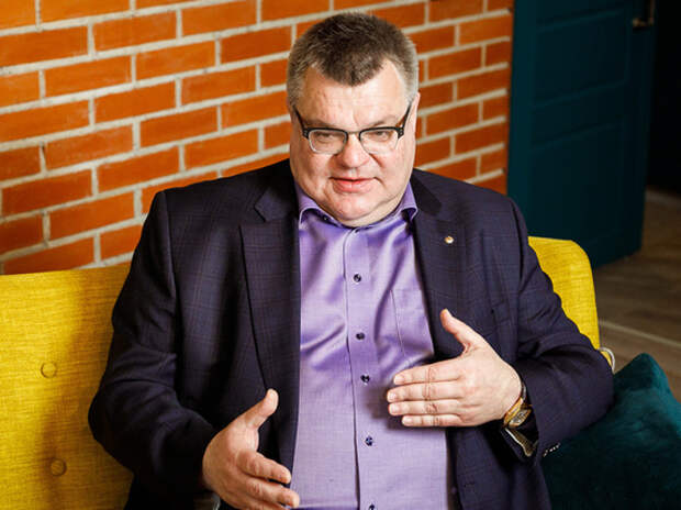 По его мнению, к 2025 году страна изменится