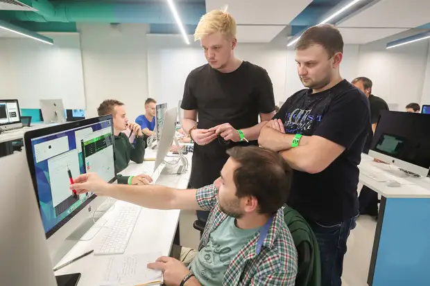 Постой, программист: российской IT-отрасли грозит кадровый голод