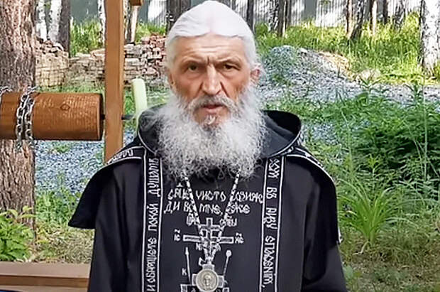 Коронавирус, Наталья Поклонская и казаки: что известно о захвате женского монастыря священником на Урале