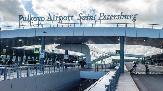 «Ведомости»: зарубежные авиакомпании хотят перенести рейсы из Москвы в Пулково