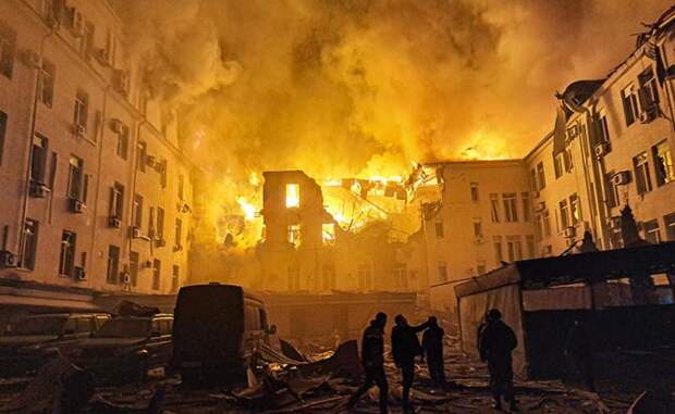 Ночь возмездия: Киев дымит, Одесса горит. Уничтожены F-16 и Mirage, пробит натовский щит ПВО над Украиной