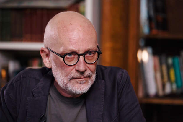 Телеведущий Гордон женился на 23-летней избраннице Алине