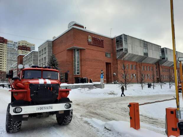 Студентов РАНХиГС при президенте РФ эвакуировали в Новосибирске