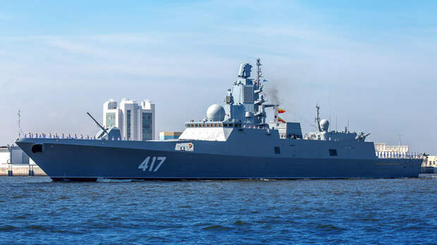 Почему «Адмирал Горшков» не закончил манёвр в Панамском канале