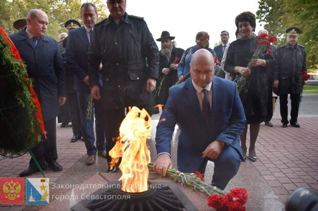 Михаил Развожаев: "Для Севастополя День народного единства - особый праздник" 