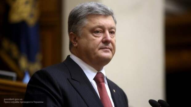 Западные СМИ уже не верят Порошенко: в 2019 году Украину ждет переворот