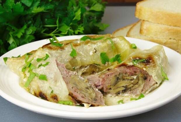 Аппетитное мясо в капустных листьях. Аппетитное мясо в капустных листьях.