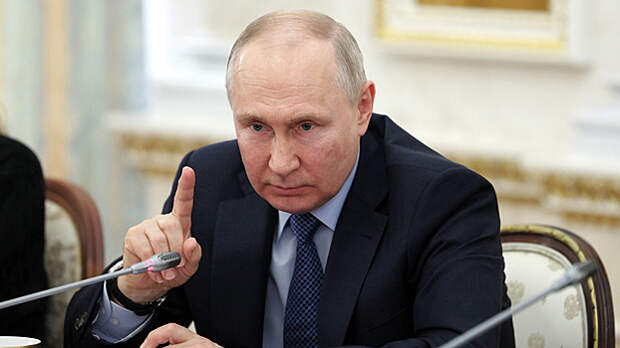 Дефицит бюджета России с января по сентябрь сошелся с прогнозом Путина