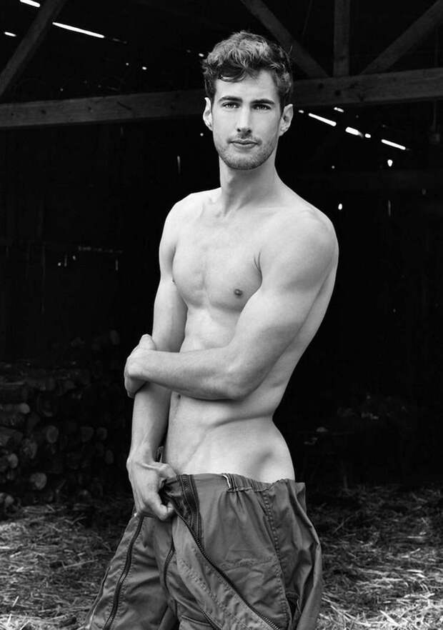 french-farmers-calendar-2017-fred-goudon-vinegret-3