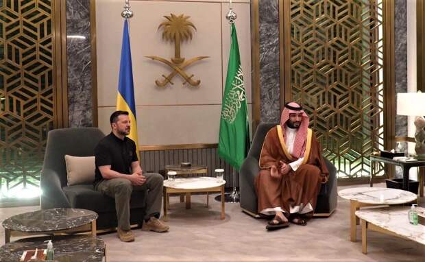 Зеленский встретился с наследным принцем Саудовской Аравии в Джидде