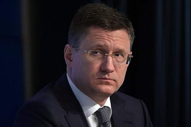 Новак назвал сроки выхода на докризисный уровень добычи нефти