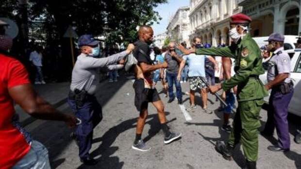 В Гаване задержали ряд протестующих