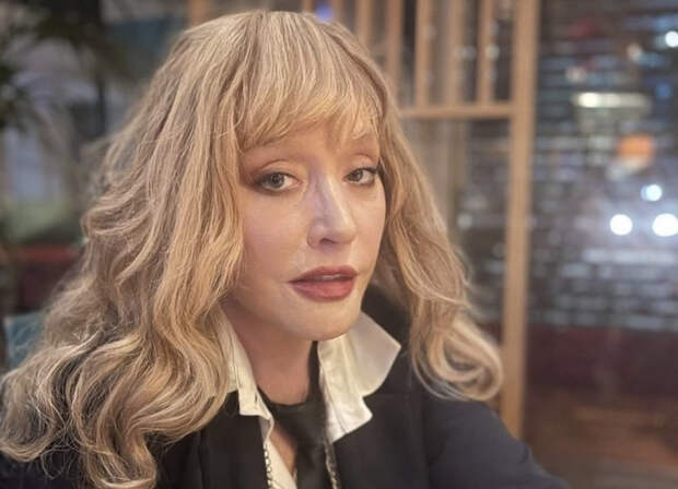 Директор Пугачевой прервала молчание о визите звезды в Россию