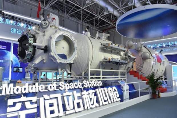 Китай пригласил иностранных космонавтов к работе на своей орбитальной станции