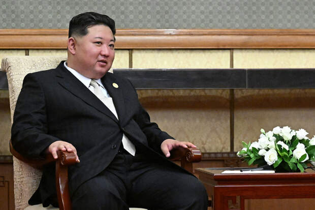 Песков: у главы КНДР Ким Чен Ына есть действующие приглашения посетить Россию