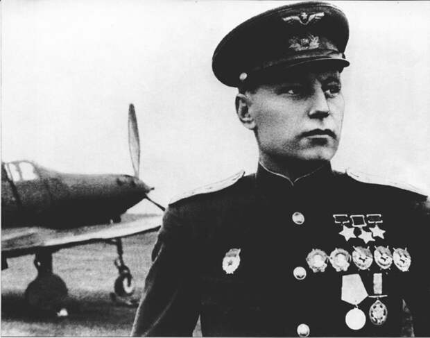 Первый трижды Герой  А. Покрышкин об отступлении 1941 года