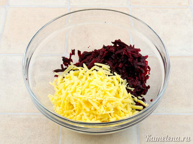 Салат со свеклой и сыром — 2 шаг