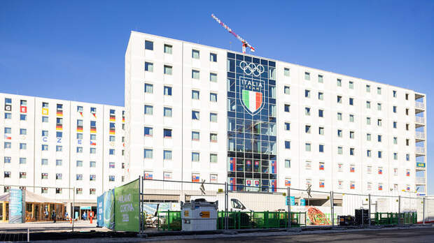 Организаторы ОИ пополнили запасы презервативов в олимпийской деревне