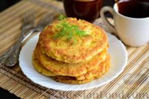 Фото к рецепту: Кукурузные лепешки с сыром