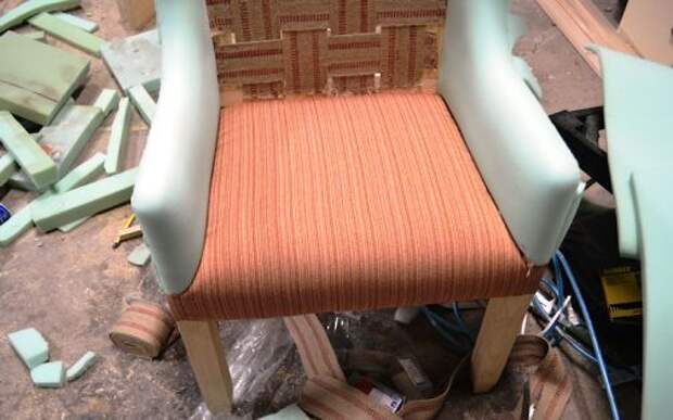 Обшивка сидушки кресла