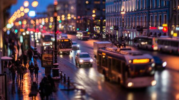 За прошедший год в Санкт-Петербурге открылось более 100 магазинов одежды, кафе и ресторанов