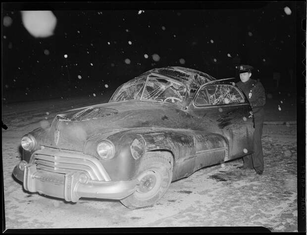 Не правился с управлением на зимней дороге. Авария в промежутке между 1934 – 1956